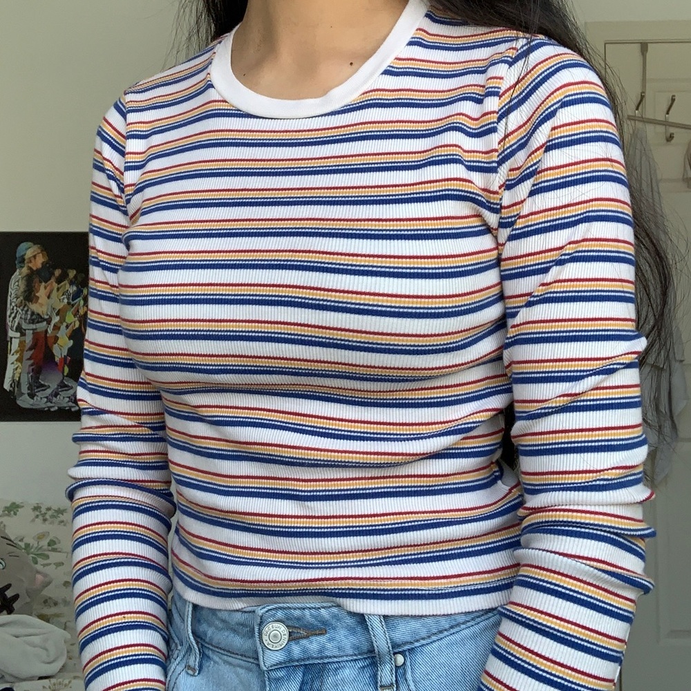 BRANDY MELVILLE STRIPED SWEATER